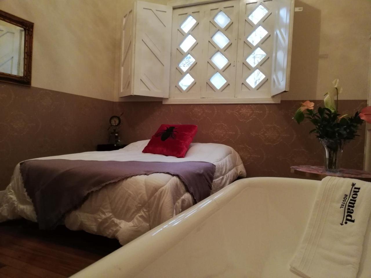Nomad Hostel Medellin Luaran gambar